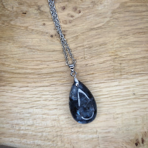 Collection Labradorite – Protection & Clarté Mentale